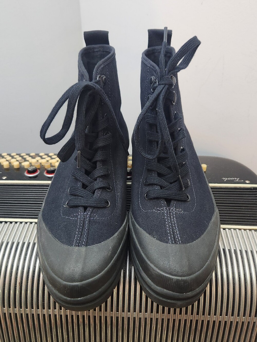 NWOT - EVERLANE BLACK CANVAS HIGH NECK UTILITY BOOTS SIZE 6.5